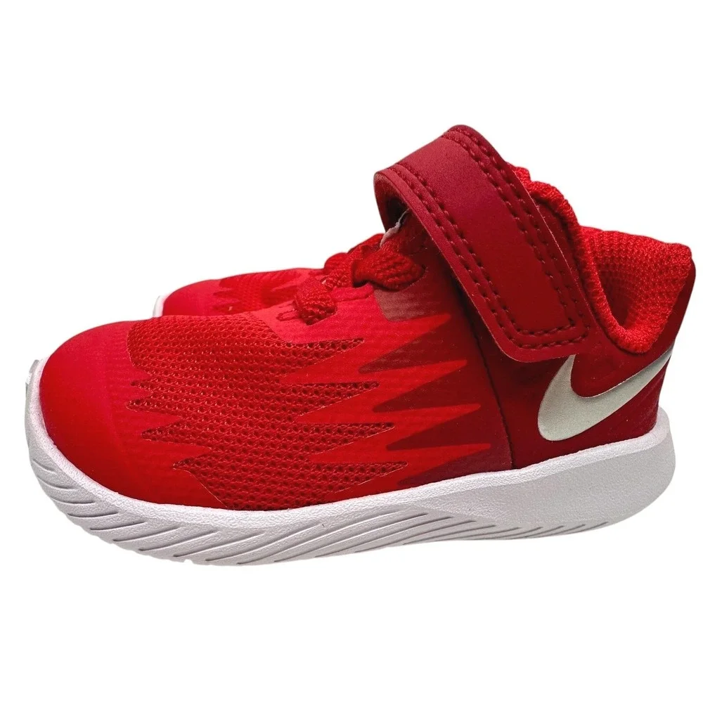 NWB‎ Nike Star Runner (TDV) 907255 600 University Red/Metallic Silver Kids Sz 4C